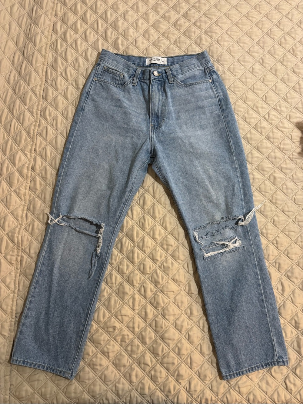 Just Black Women's Light Blue Distressed Straight Jeans - Picture 2 of 4